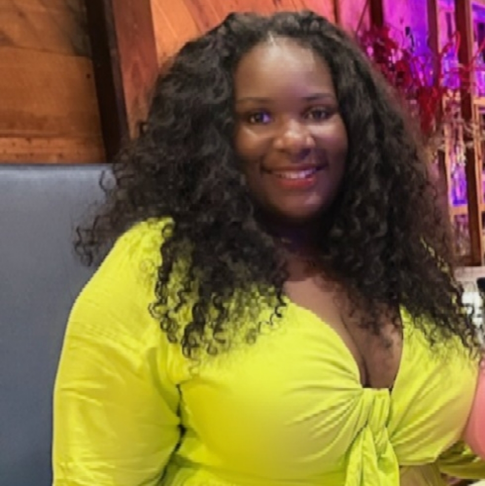 Meet your Posher, Toni
